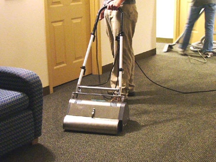 The Top Reasons To Hire A Professional Carpet Cleaner